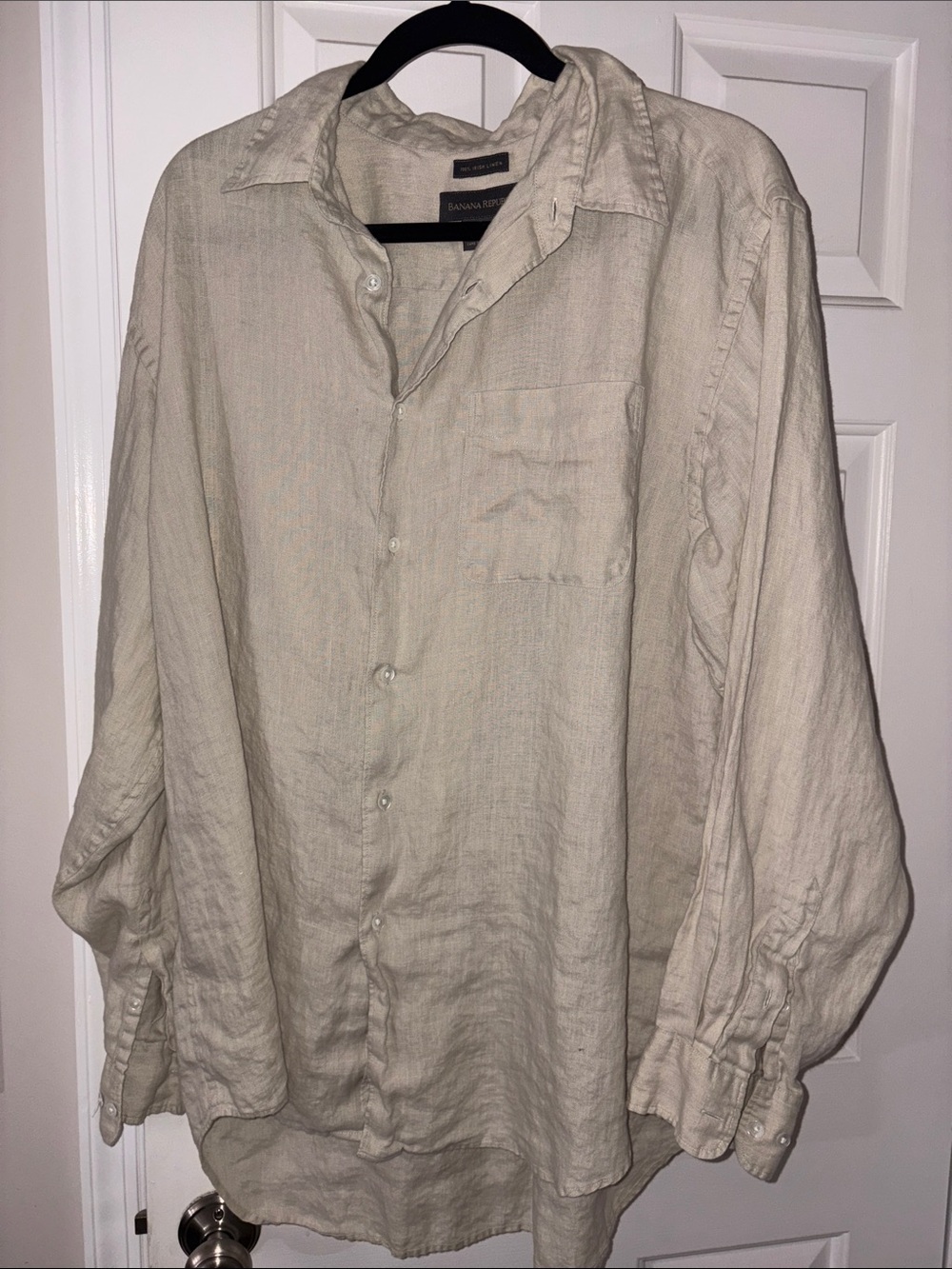 Banana Republic Relaxed Irish Linen Button-Down in Beige